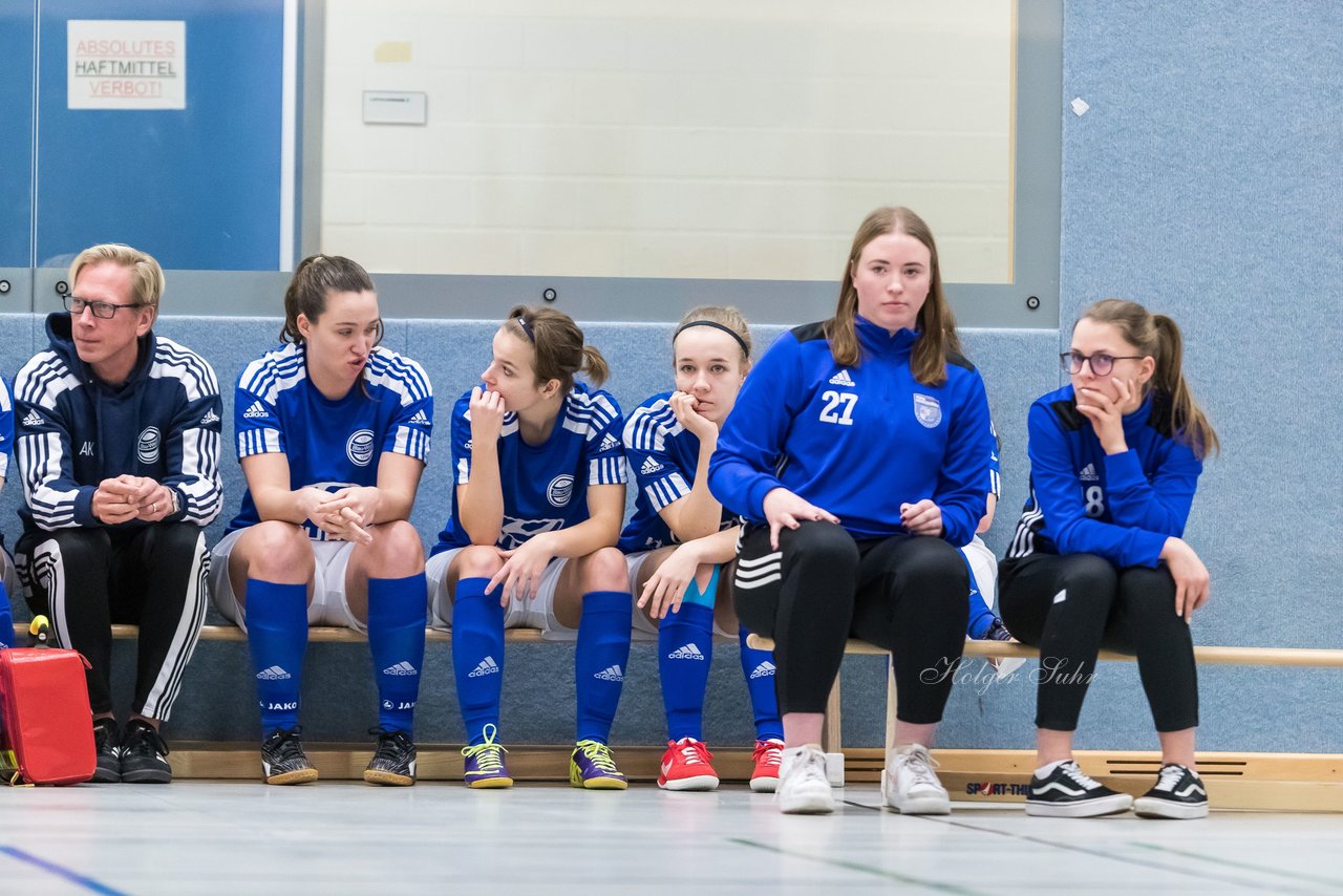Bild 59 - F Loewinnen Hallen Cup